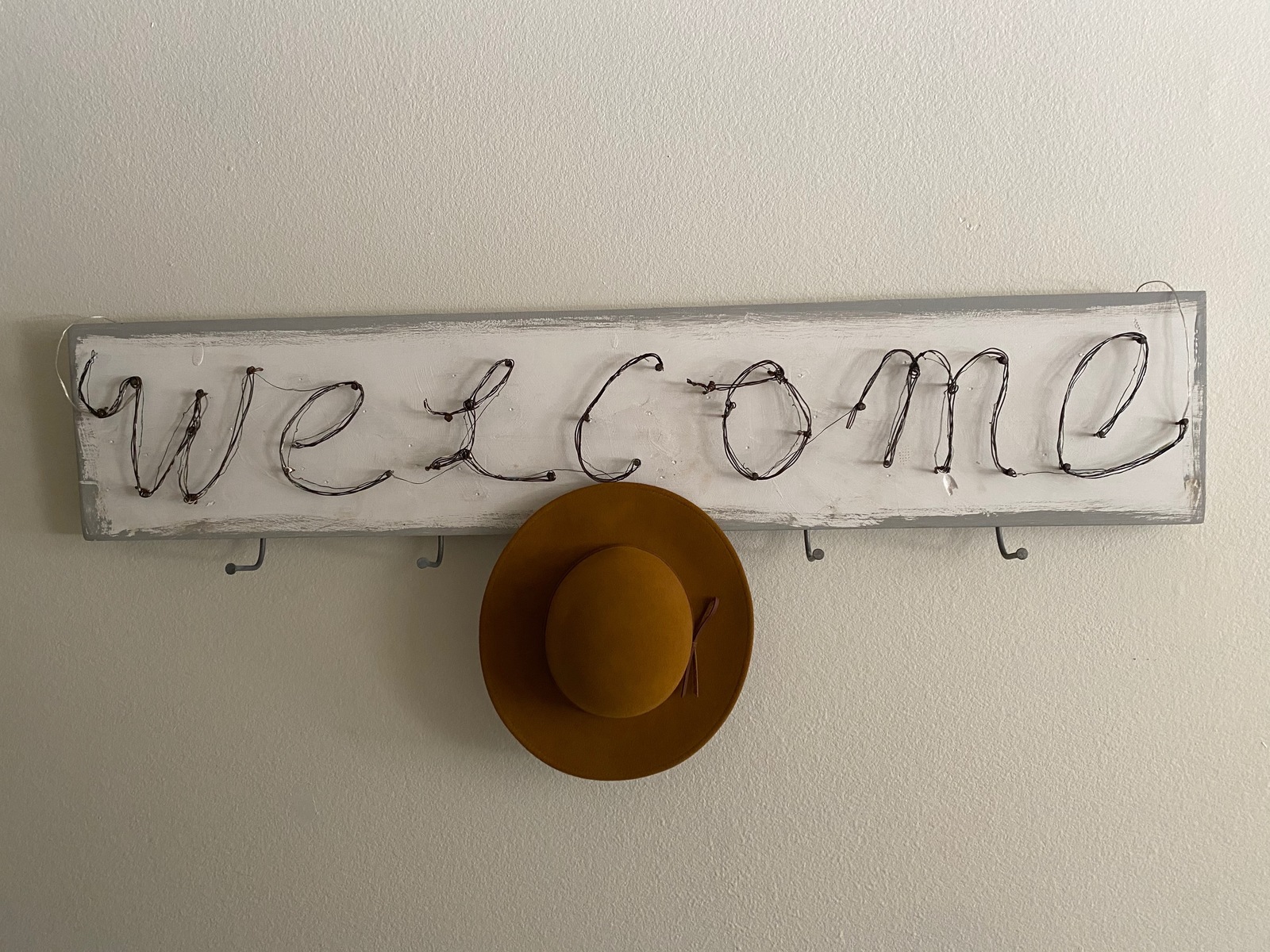 Welcome Sign with Lights